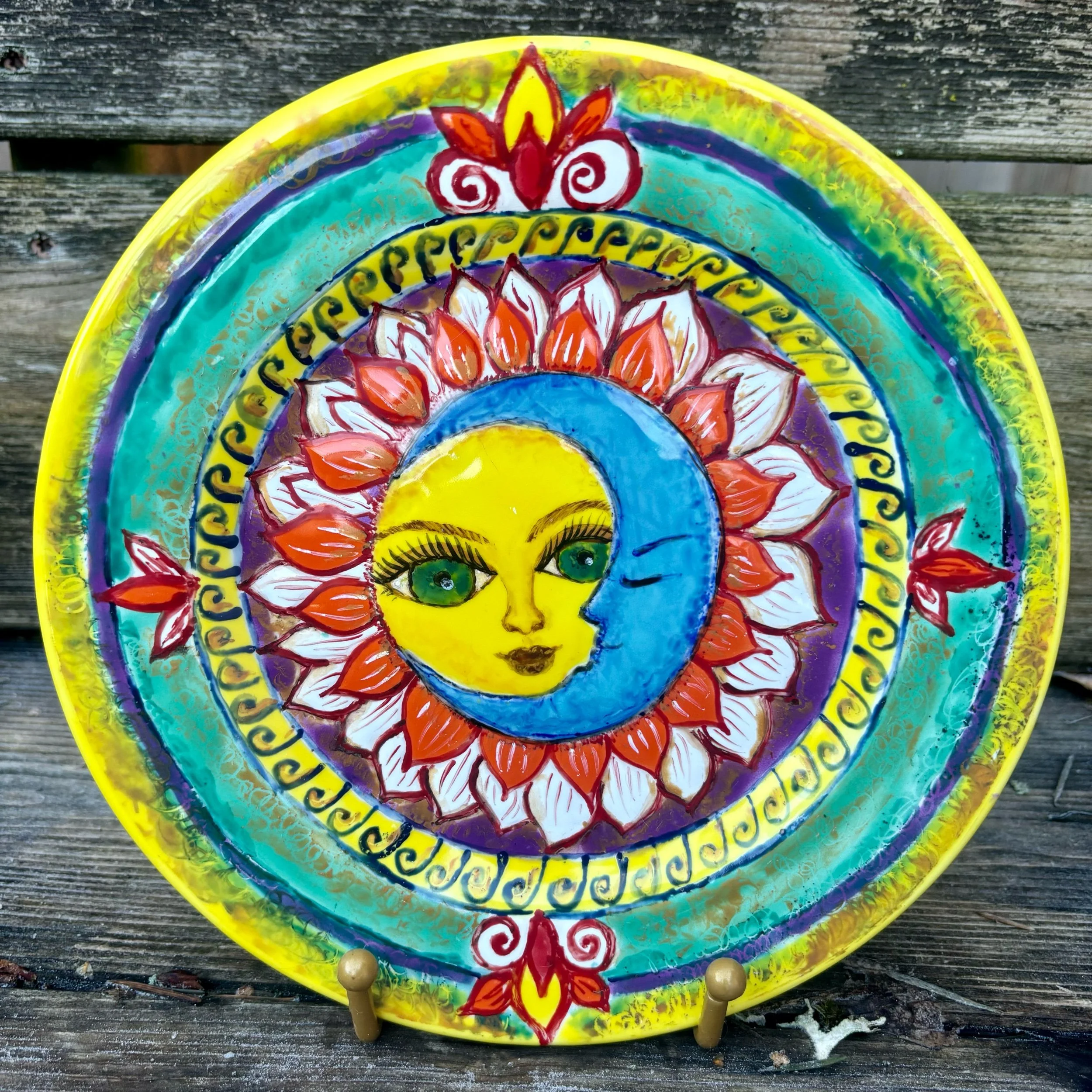 9-Inch Majolica Plate: Sun and Moon 1