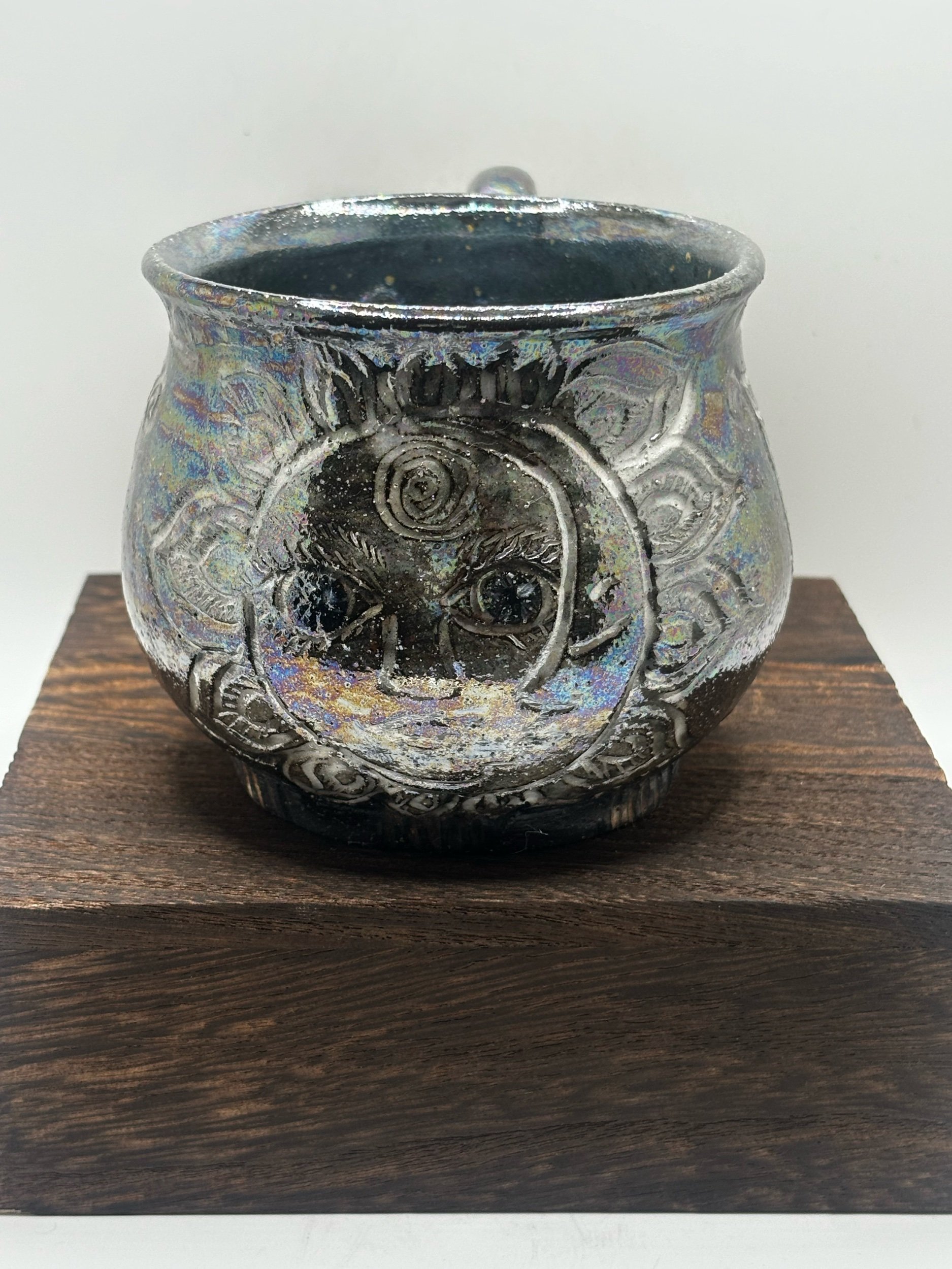 Black sun cup