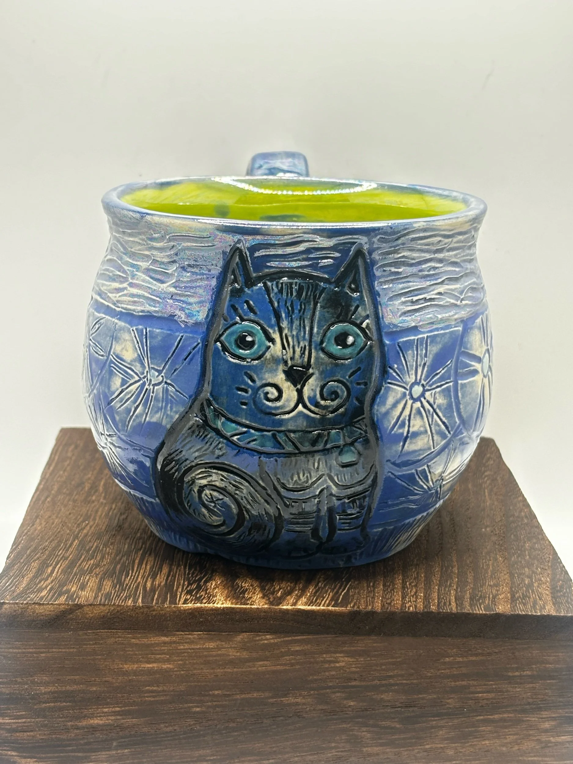Blue cat cup